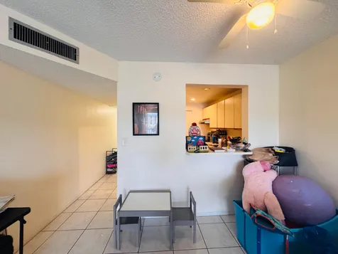 8025 S Colony Circle Tamarac FL 33321