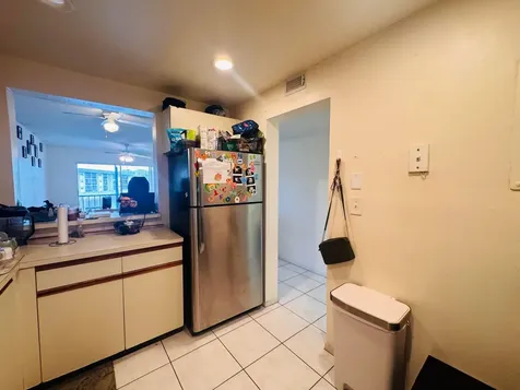 8025 S Colony Circle Tamarac FL 33321