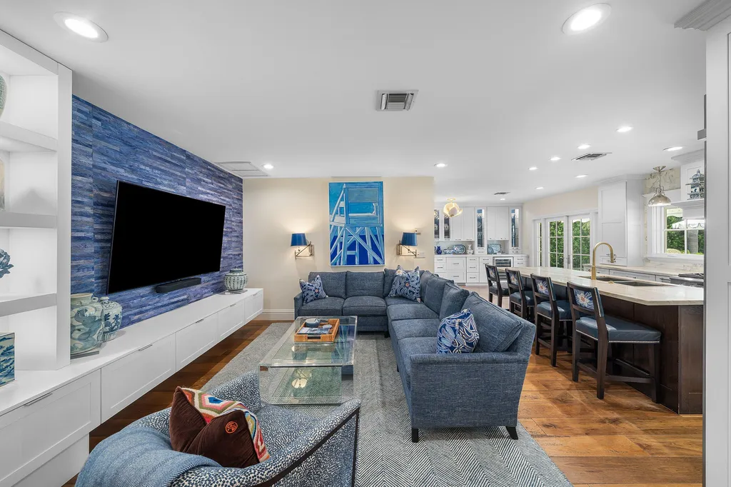 681 SW Elm Tree Lane Boca Raton FL 33486
