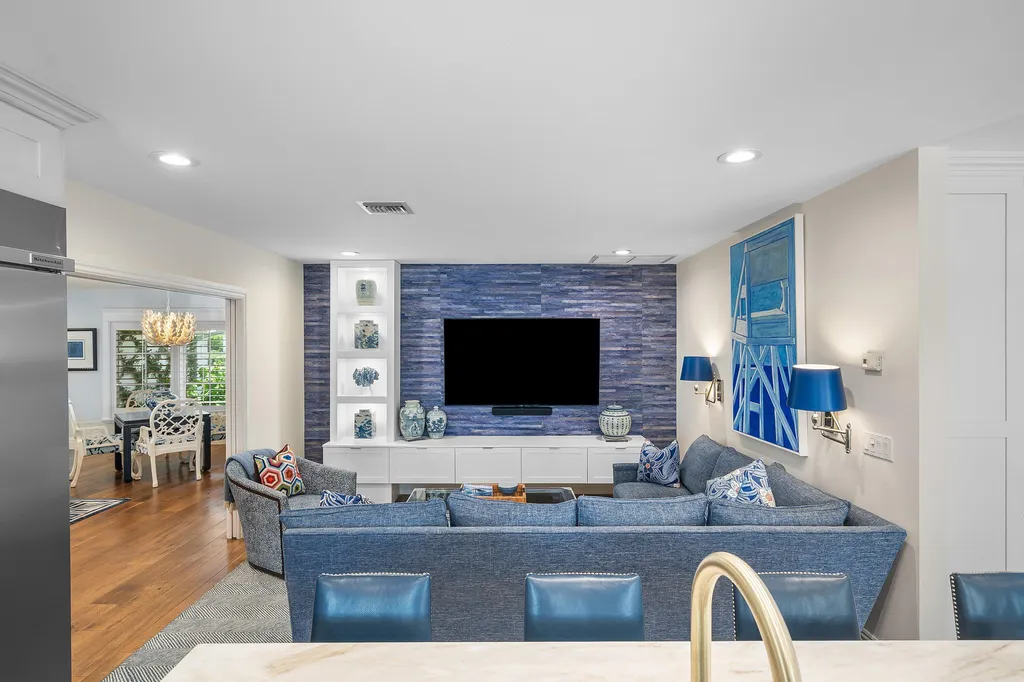 681 SW Elm Tree Lane Boca Raton FL 33486