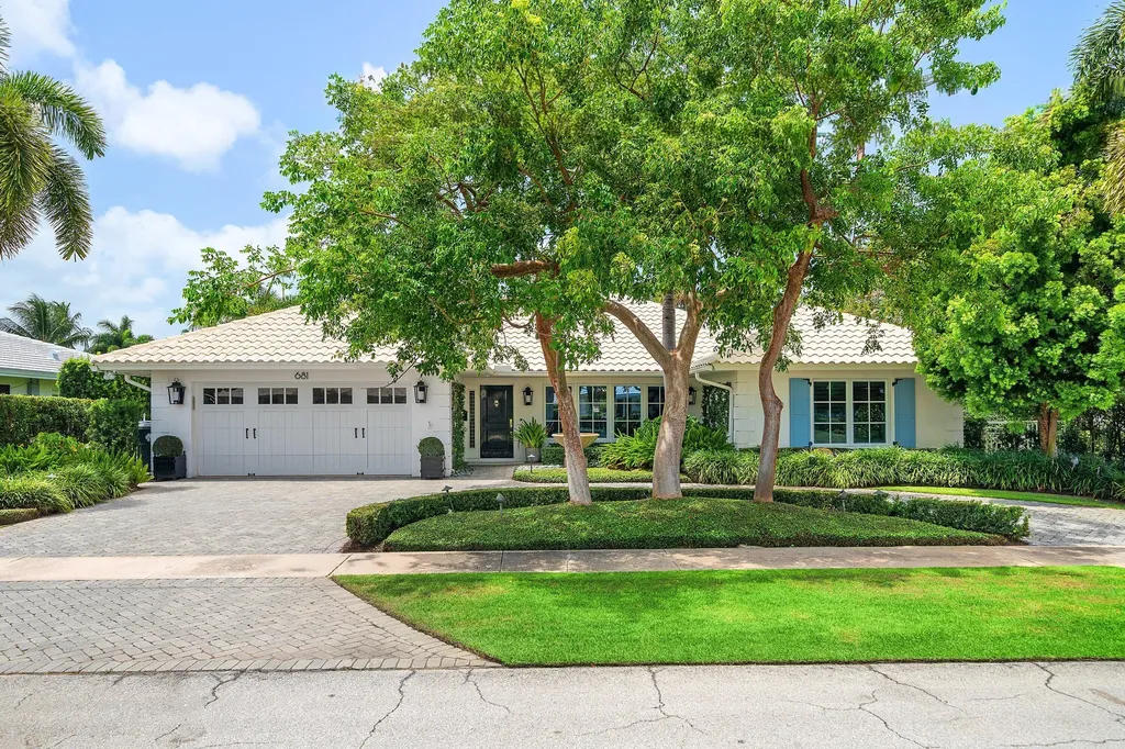 681 SW Elm Tree Lane Boca Raton FL 33486