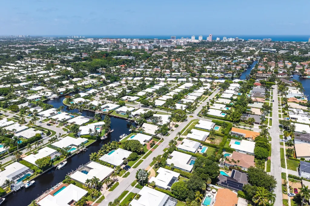 681 SW Elm Tree Lane Boca Raton FL 33486