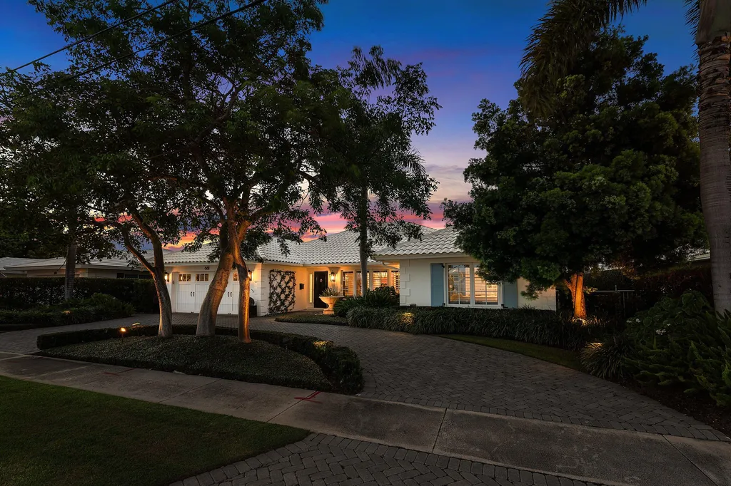 681 SW Elm Tree Lane Boca Raton FL 33486