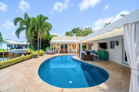 681 SW Elm Tree Lane Boca Raton FL 33486