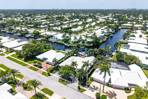681 SW Elm Tree Lane Boca Raton FL 33486