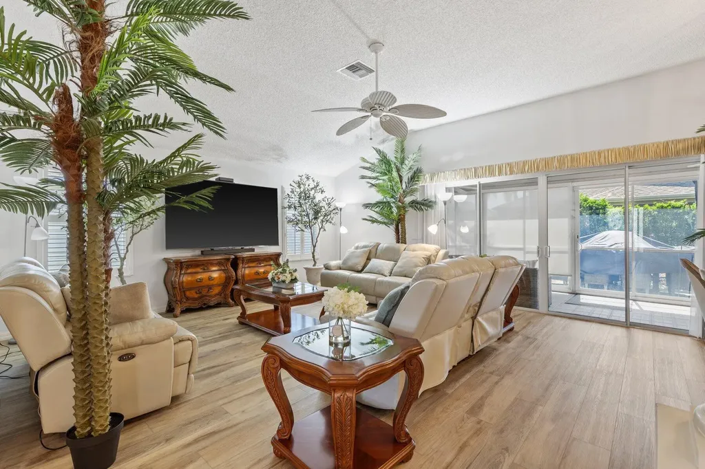734 Winifred Way The Villages FL 32162