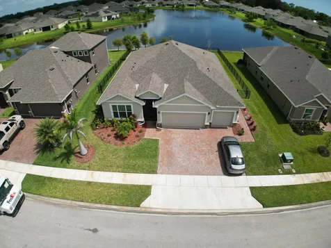 194 52nd Square Vero Beach FL 32968