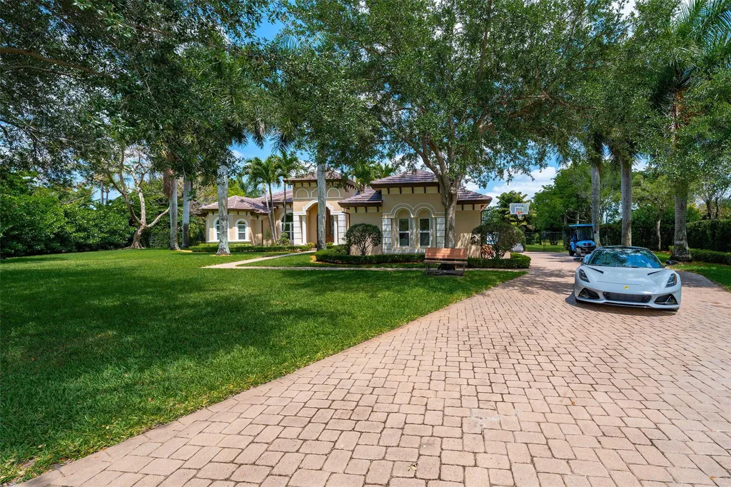 4197 Finishline Terrace Davie FL 33330