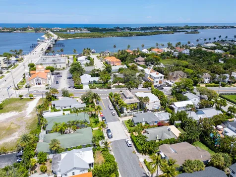 210 Malverne Road West Palm Beach FL 33405
