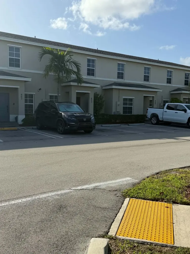 493 NE 5th Place Florida City FL 33034