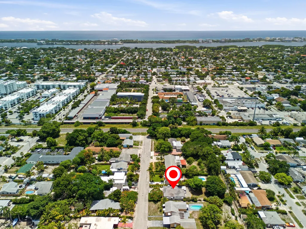 1225 15th Avenue N Lake Worth Beach FL 33460