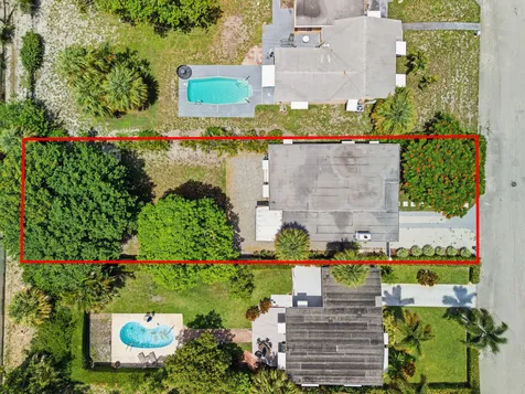 1225 15th Avenue N Lake Worth Beach FL 33460