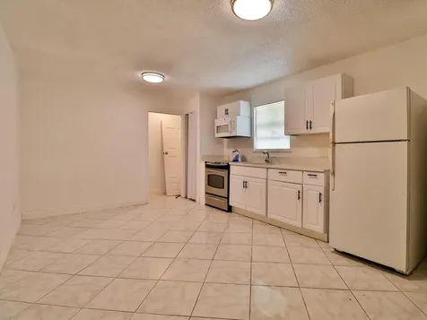 3024 W Dixie Boulevard Fort Pierce FL 34946