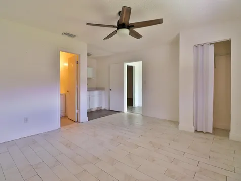 3024 W Dixie Boulevard Fort Pierce FL 34946