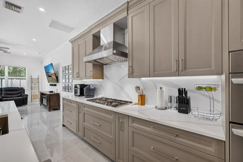 4114 Cedar Creek Ranch Circle Lake Worth FL 33467
