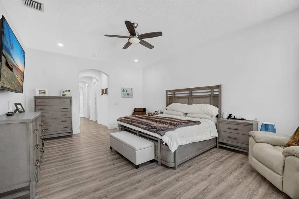 4114 Cedar Creek Ranch Circle Lake Worth FL 33467