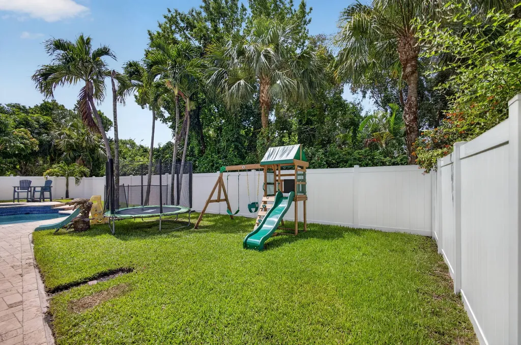 4114 Cedar Creek Ranch Circle Lake Worth FL 33467