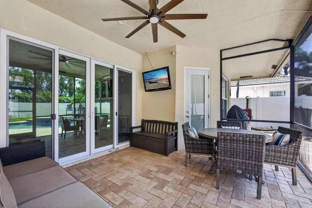 4114 Cedar Creek Ranch Circle Lake Worth FL 33467