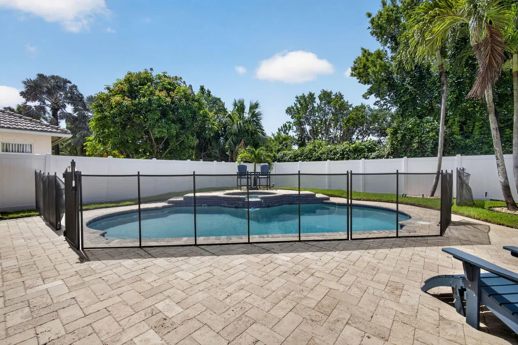 4114 Cedar Creek Ranch Circle Lake Worth FL 33467