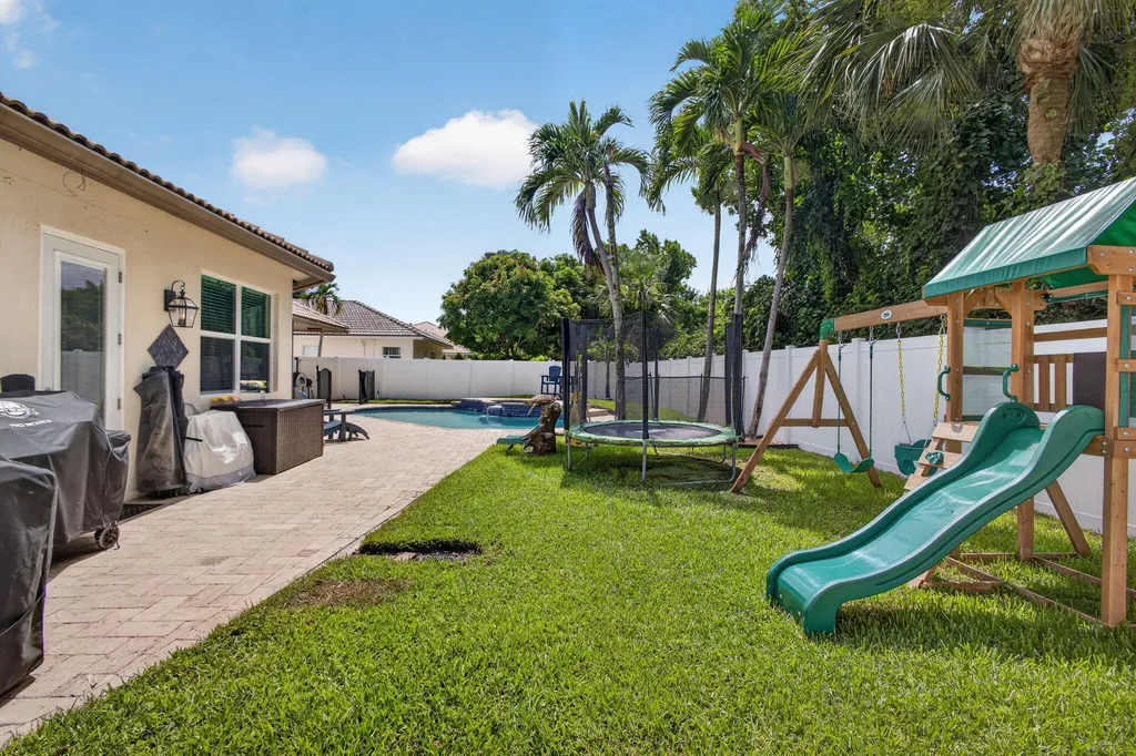 4114 Cedar Creek Ranch Circle Lake Worth FL 33467