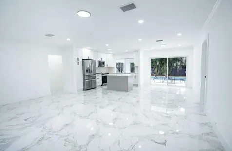 1070 SW 18th Street Boca Raton FL 33486