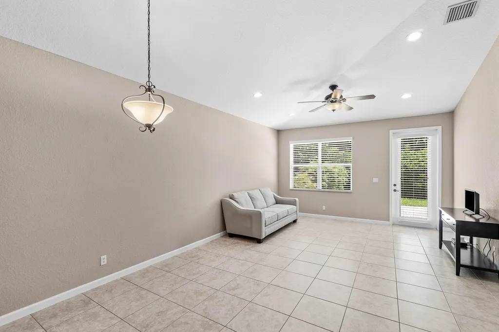 4250 Key Lime Boulevard Boynton Beach FL 33436