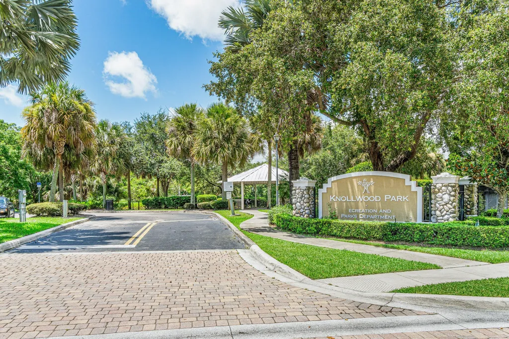 4250 Key Lime Boulevard Boynton Beach FL 33436