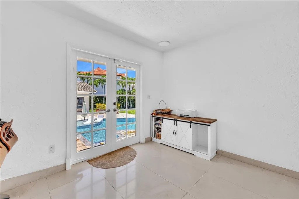 5901 SW 136th Street Pinecrest FL 33156