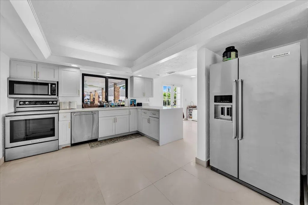 5901 SW 136th Street Pinecrest FL 33156