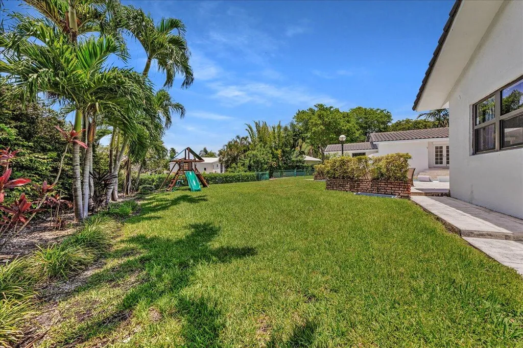 5901 SW 136th Street Pinecrest FL 33156