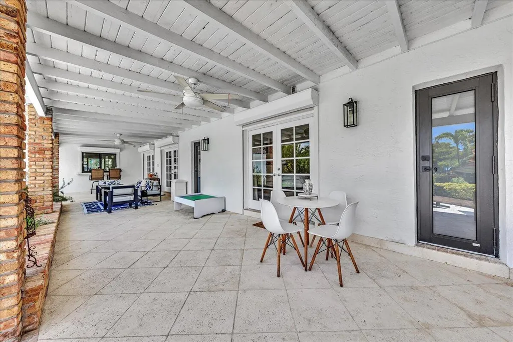 5901 SW 136th Street Pinecrest FL 33156