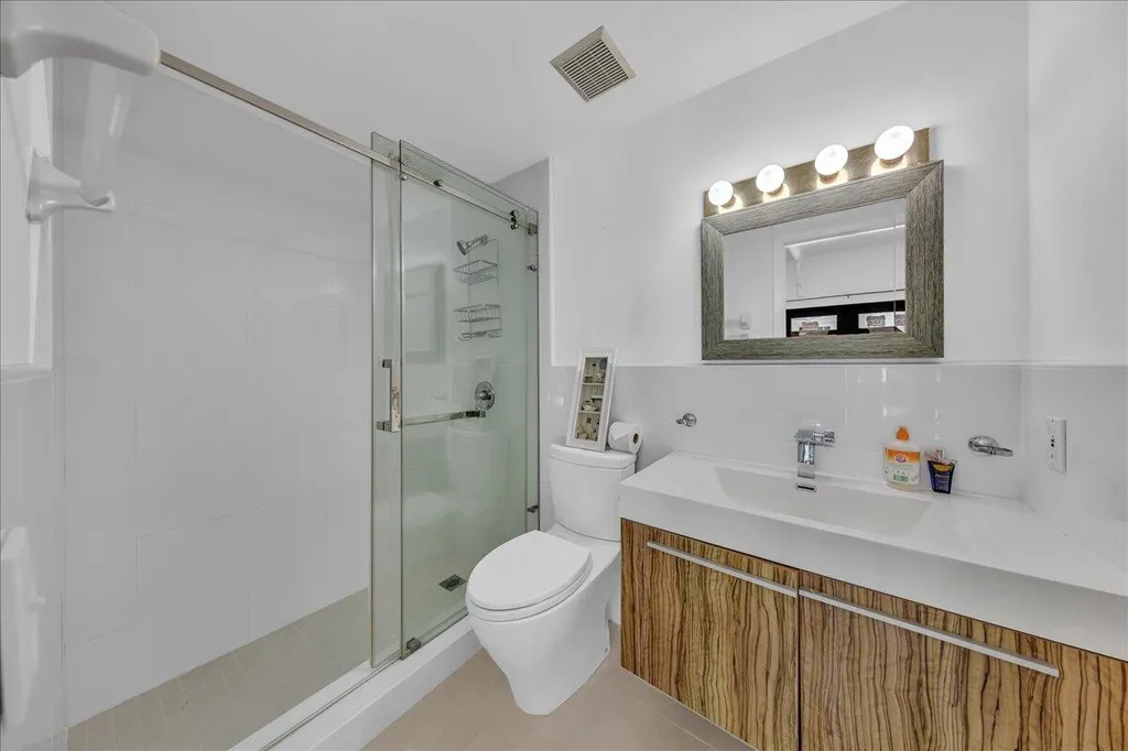 5901 SW 136th Street Pinecrest FL 33156