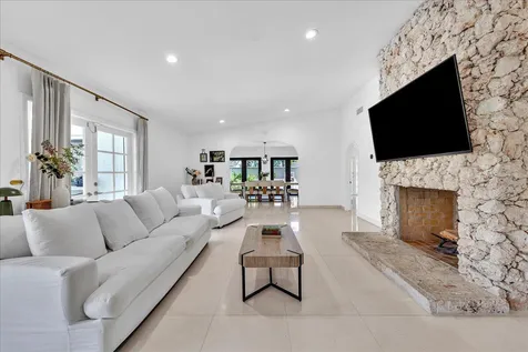 5901 SW 136th Street Pinecrest FL 33156