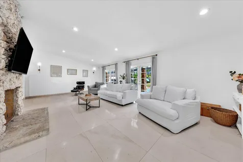 5901 SW 136th Street Pinecrest FL 33156