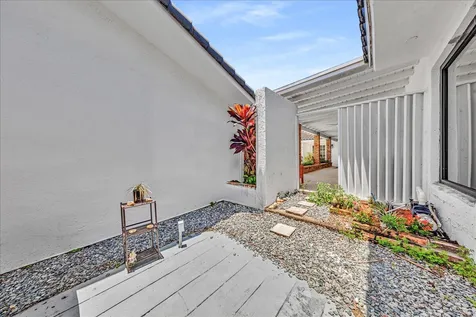 5901 SW 136th Street Pinecrest FL 33156