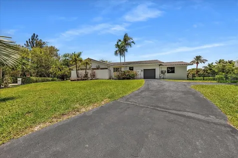 5901 SW 136th Street Pinecrest FL 33156