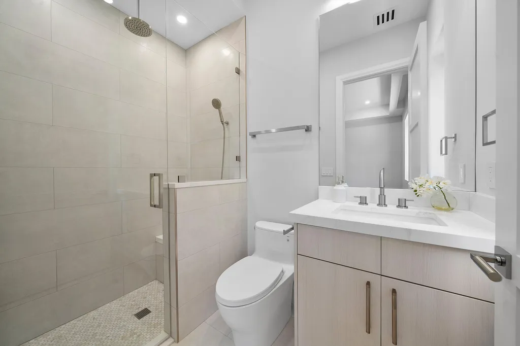 731 SE 4th Avenue Delray Beach FL 33483