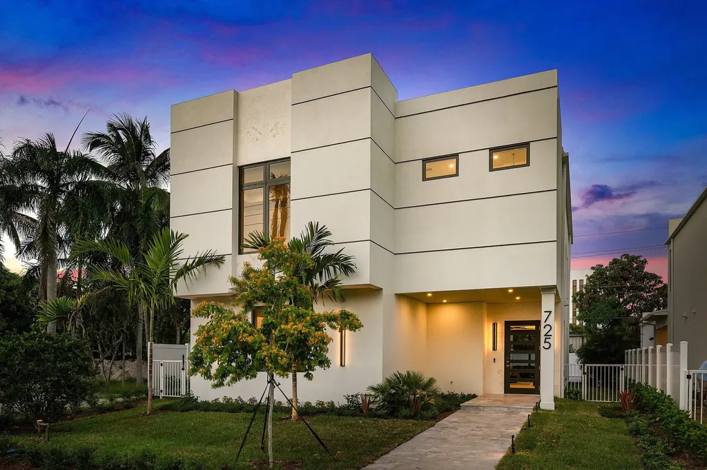 731 SE 4th Avenue Delray Beach FL 33483