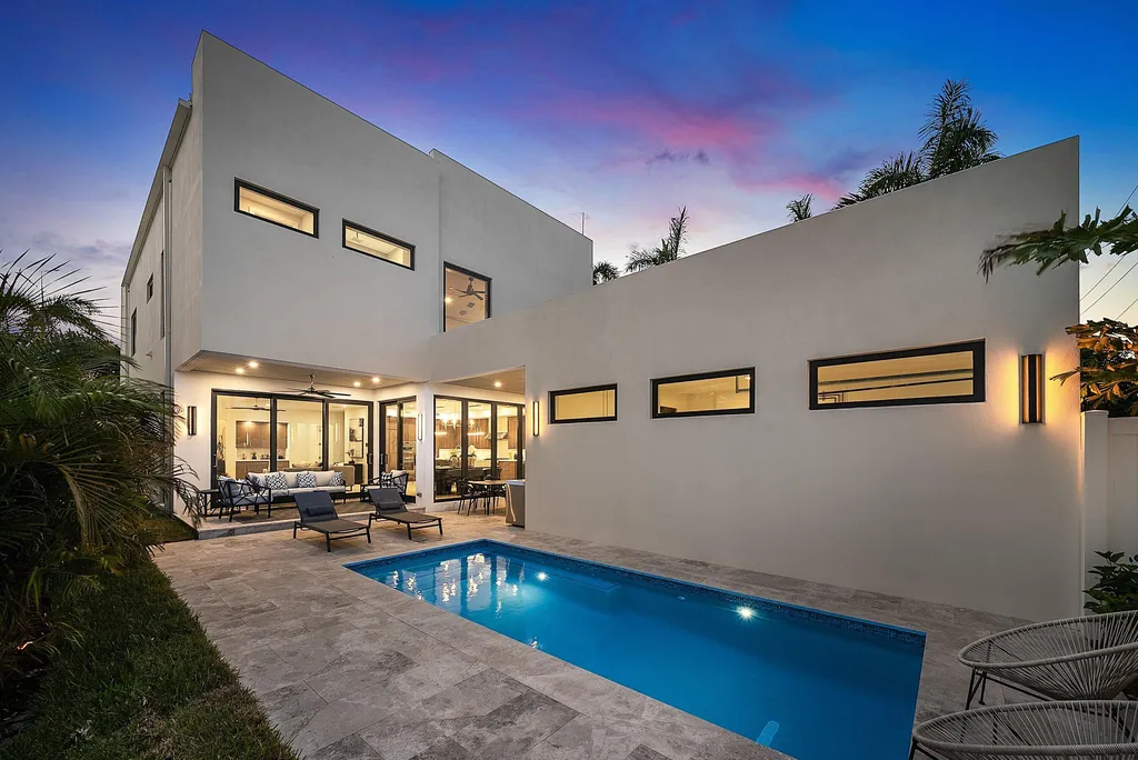 731 SE 4th Avenue Delray Beach FL 33483