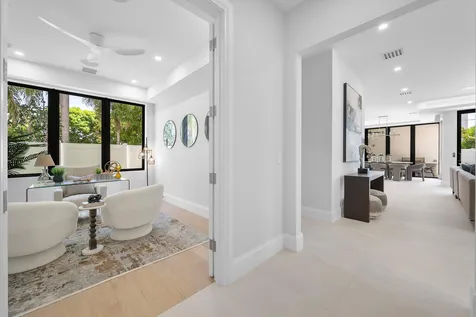 731 SE 4th Avenue Delray Beach FL 33483