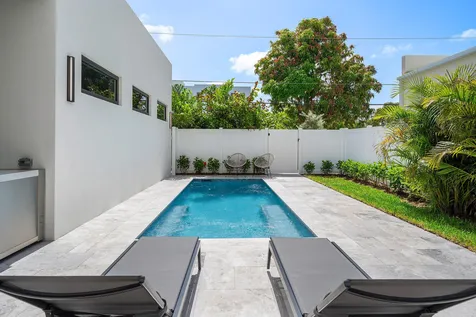731 SE 4th Avenue Delray Beach FL 33483