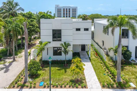 731 SE 4th Avenue Delray Beach FL 33483