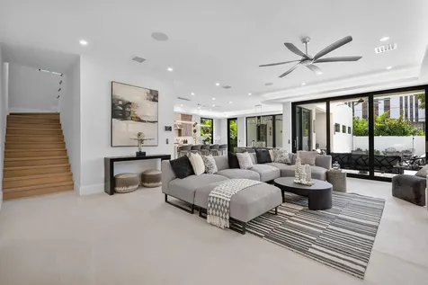 731 SE 4th Avenue Delray Beach FL 33483
