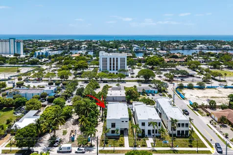 731 SE 4th Avenue Delray Beach FL 33483