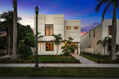 731 SE 4th Avenue Delray Beach FL 33483