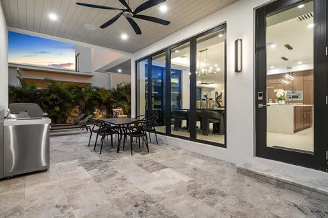 731 SE 4th Avenue Delray Beach FL 33483