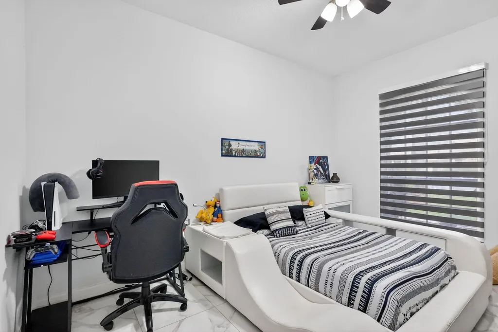 416 SW Horseshoe Bay Port St Lucie FL 34986