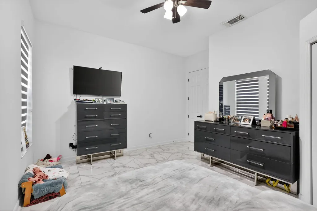 416 SW Horseshoe Bay Port St Lucie FL 34986