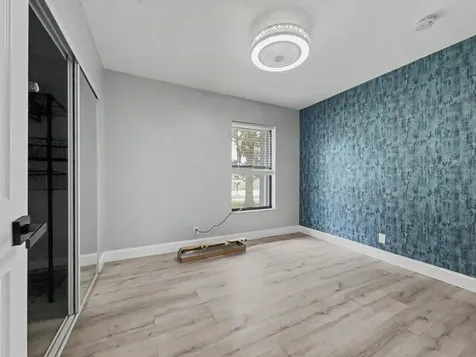378 NW 2nd Way Deerfield Beach FL 33441