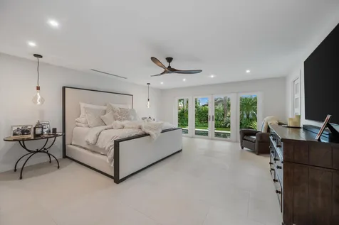 8884 SE Pelican Island Way Hobe Sound FL 33455